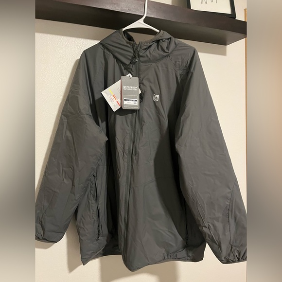 Freedom Industries Jackets & Coats Nwt Ascent Insulated Hoody